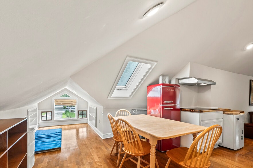 Windowed low ceiling floor space - 305 E 14th Ave