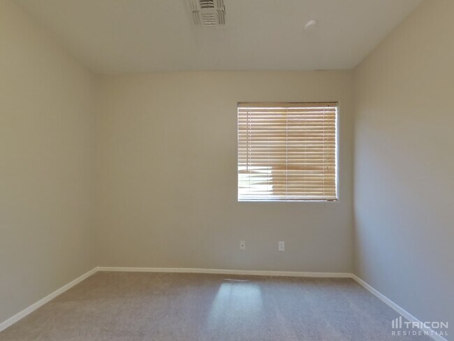 Building Photo - 23853 W Mesquite Drive Buckeye AZ