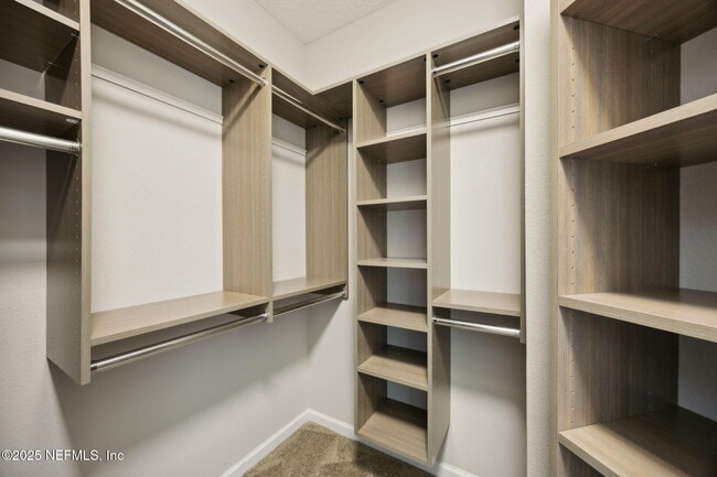 Building Photo - 2719 Chapman Oak Dr