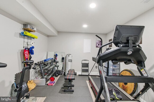 Building Photo - 14997 Grassy Knoll Ct