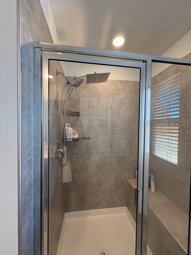 Building Photo - 154 N Finley Lndg Pkwy