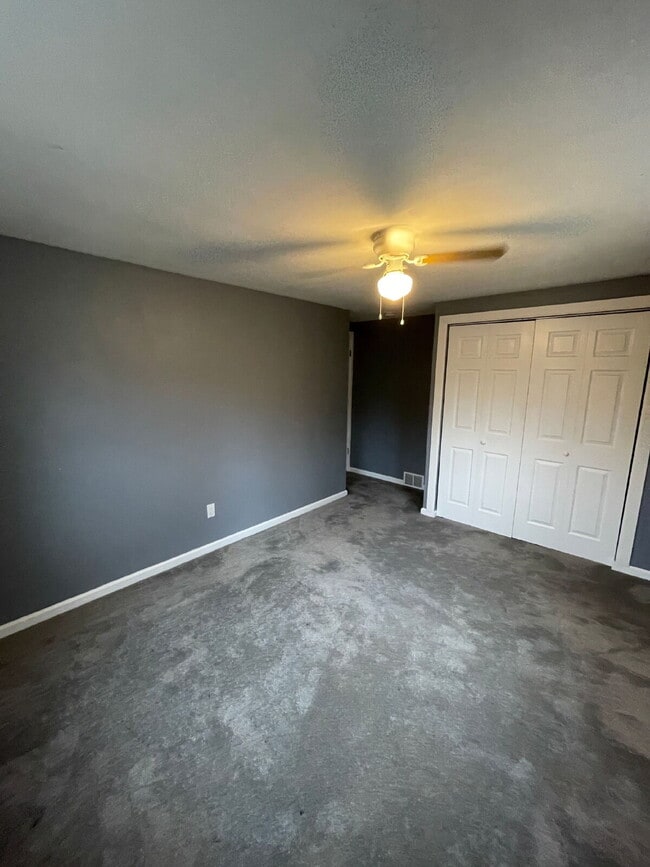 Building Photo - Beautifully updated 3 bed 1 bath home with garage and off-street parking in Penn Hills!