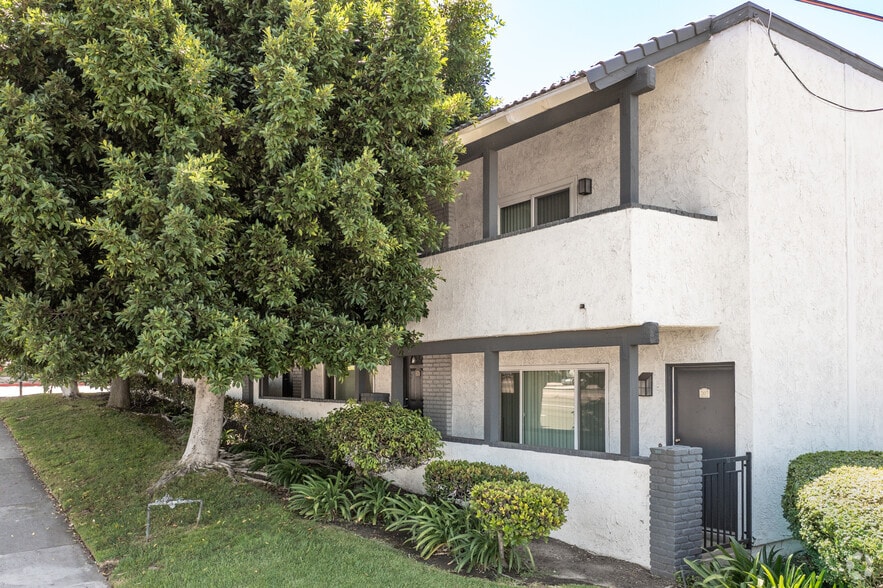 Terrace and Balconies - Stonewood Apartments