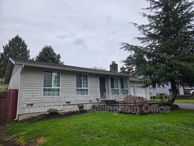 Building Photo - 6521 58th St NE