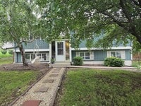 Building Photo - 609 Wheatland Dr