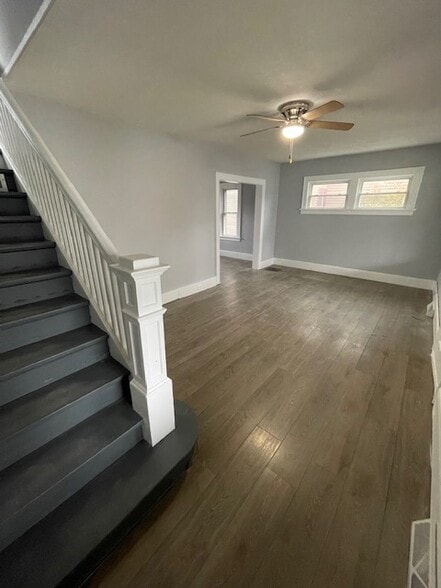 Building Photo - 1014 4th St