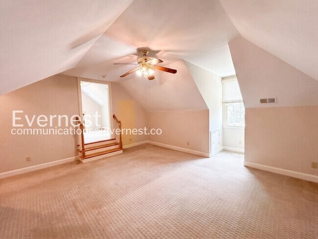 Building Photo - Spacious Living with Modern Amenities: Off-Street Parking, Deck, and Patio | Available Now!