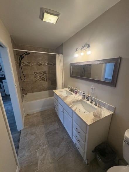 Building Photo - 253 Lisbon St