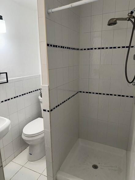 Building Photo - 25308 Craft Ave