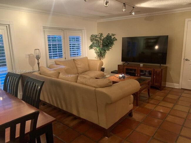 Building Photo - 10841 SW 67th Dr