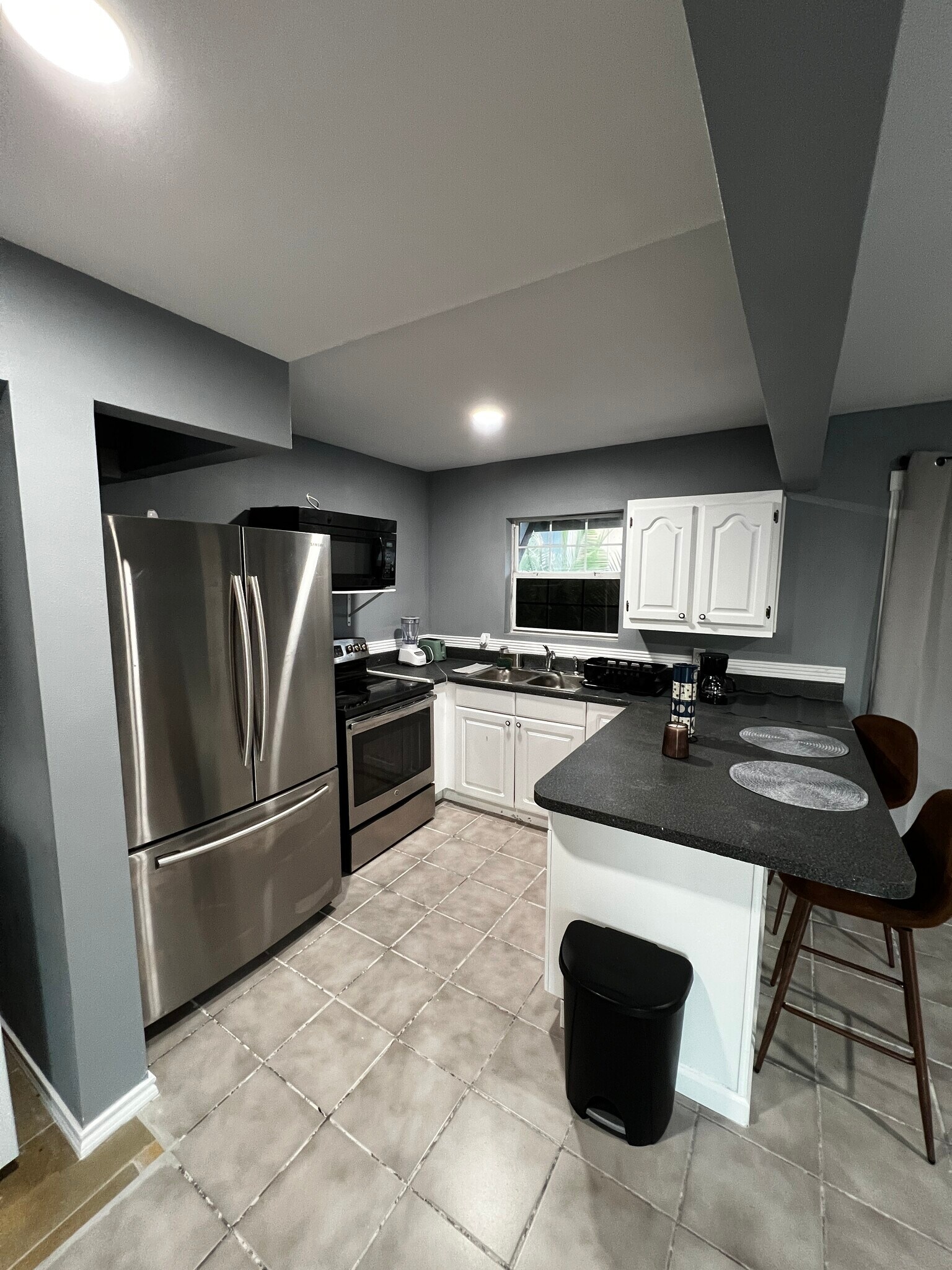 Building Photo - 309 McFadden Dr