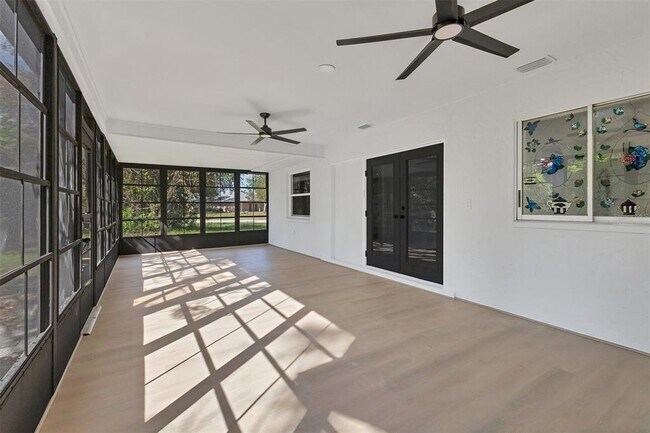 Building Photo - 4290 Yucatan Cir