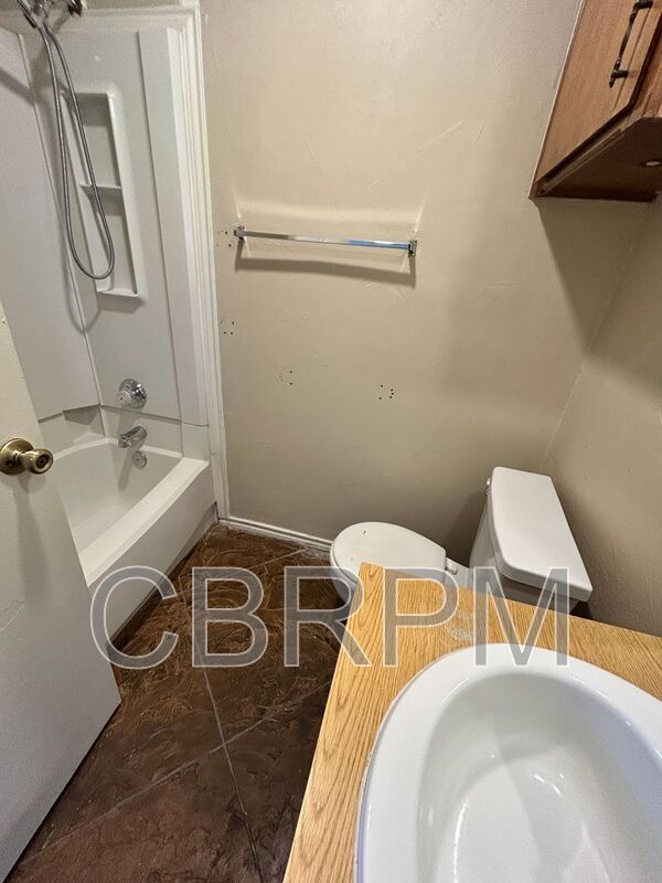 Building Photo - 4606 Erskine St