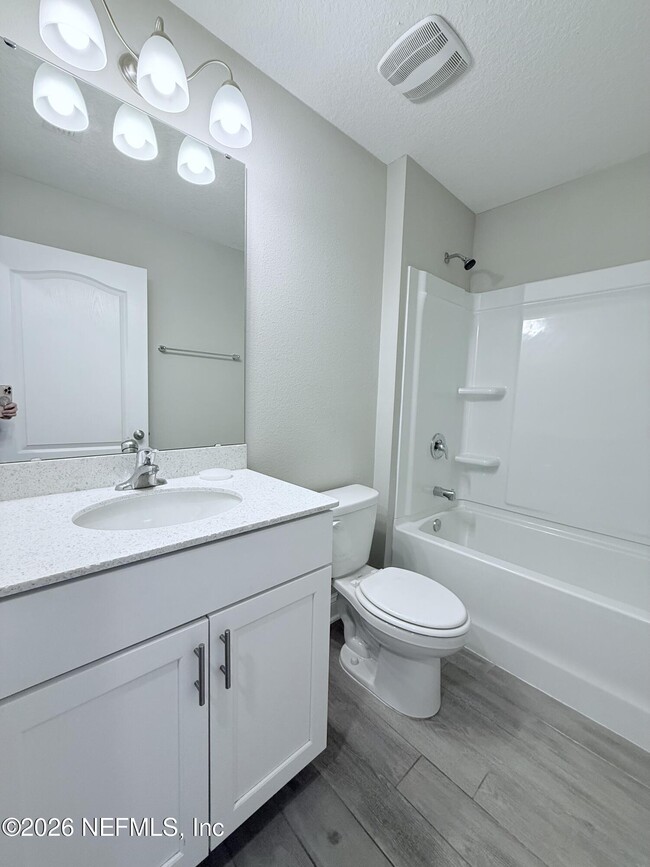 Building Photo - 23 Alagon Wy