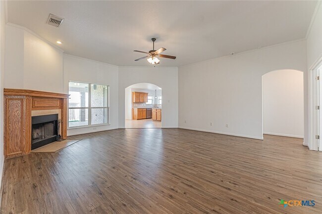 Building Photo - 3603 Salt Fork Dr