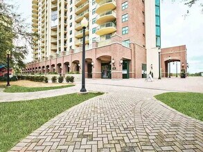Building Photo - South Duval- Luxury apartment