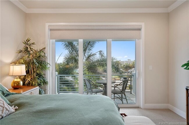 Building Photo - 521 SW Ocean Blvd