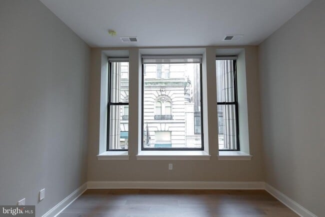 Building Photo - 1411 Walnut St