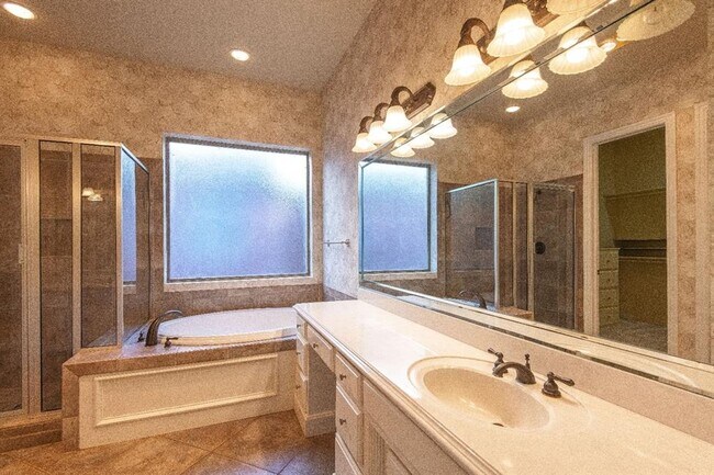 Building Photo - 16912 Rugosa Rose Dr