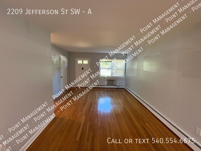 Building Photo - 2209 Jefferson St SW