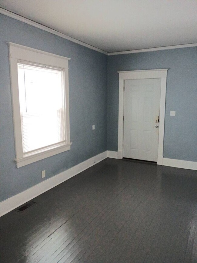 Building Photo - 424-426 Lexington Ave