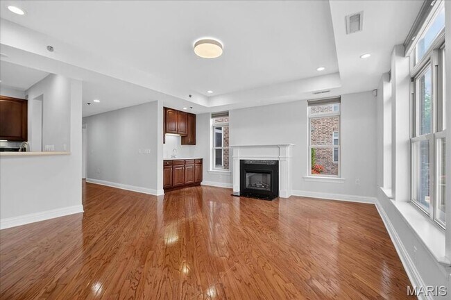 Building Photo - 500 North and South Rd