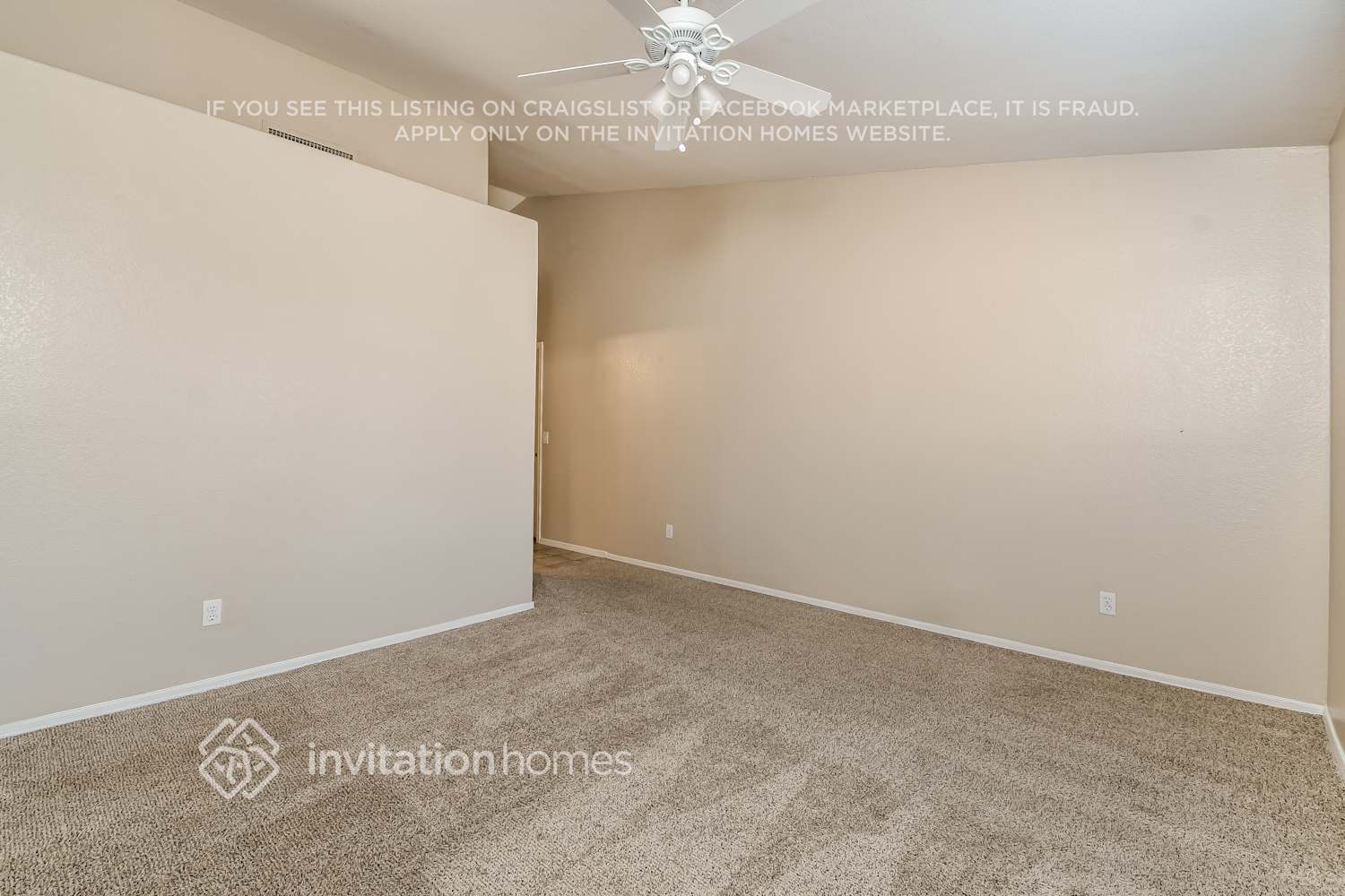 Building Photo - 1162 W Park Ct