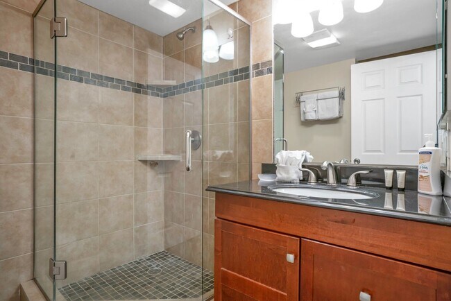 Building Photo - Price Reduced on this awesome Frisco Townhome! Garage! Great Natural Light! Views! Updates throug...