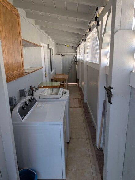 Building Photo - 3825 Union St