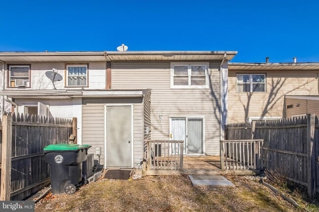 Building Photo - 29 Maureen Ct