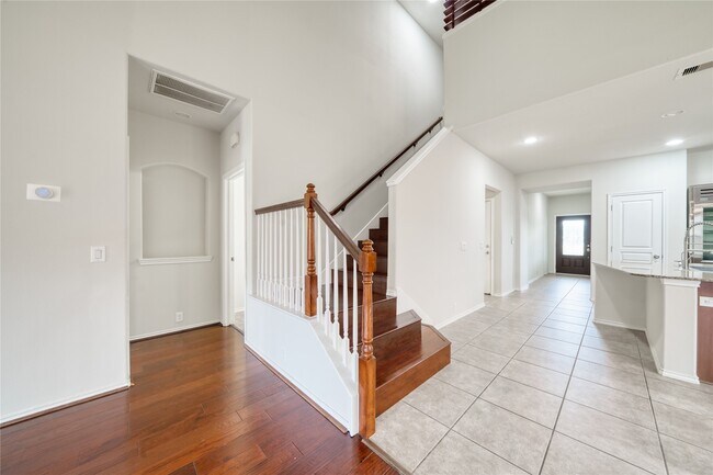 Building Photo - 6319 Burgess Heights Ln