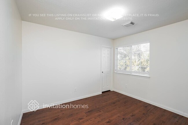 Building Photo - 16371 Royal Stone Ln