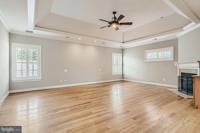 Building Photo - 2 Timberpark Ct