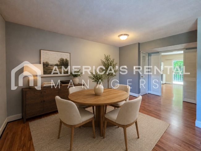 Building Photo - Move-in Special! Cute 1 Bed / 1 Bath Condo in Homewood, AL for Rent - Available NOW! Sign a 13-mo...