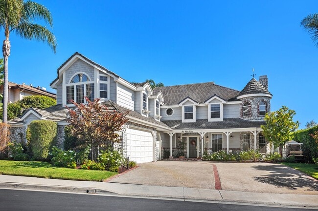 Building Photo - Luxury Ocean View Home in Sea Pointe Estat...