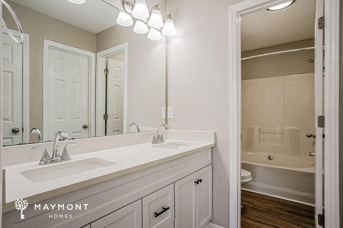 Building Photo - 2337 Sapphire Valley Dr