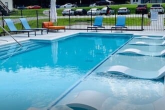 Building Photo - Vue at Rocket City