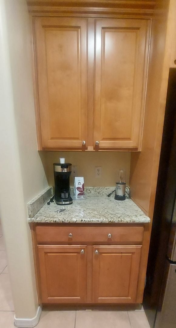 Building Photo - Fully Furnished 2 Bedroom 2 Bath with Den Provided In a 55 Plus Community