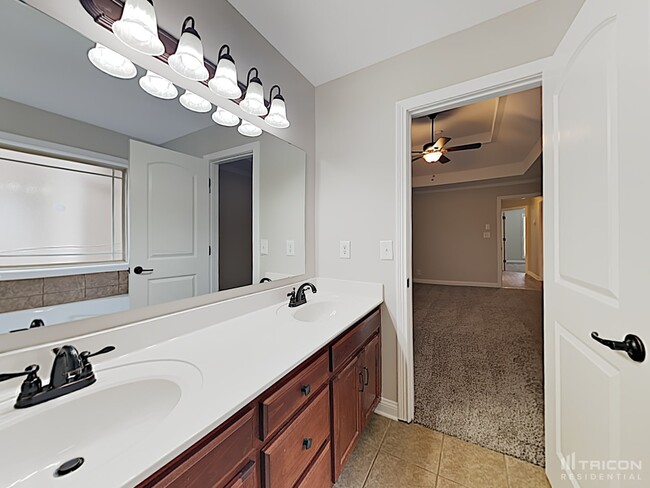 Building Photo - 2941 Brewster Drive