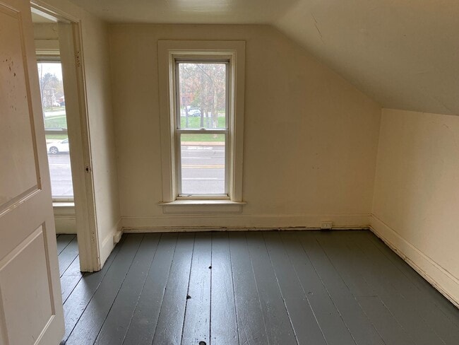 Building Photo - 1331 Grand Ave