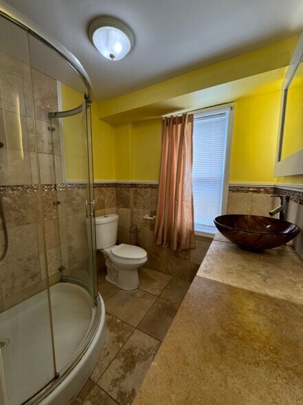 Building Photo - 2101 66th Ave