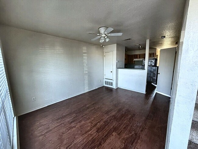 Building Photo - 4411 Abigail Dr