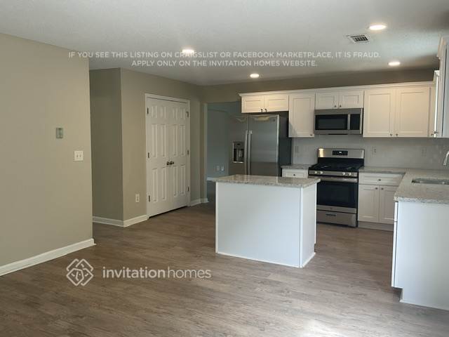 Building Photo - 3260 Timber Ridge