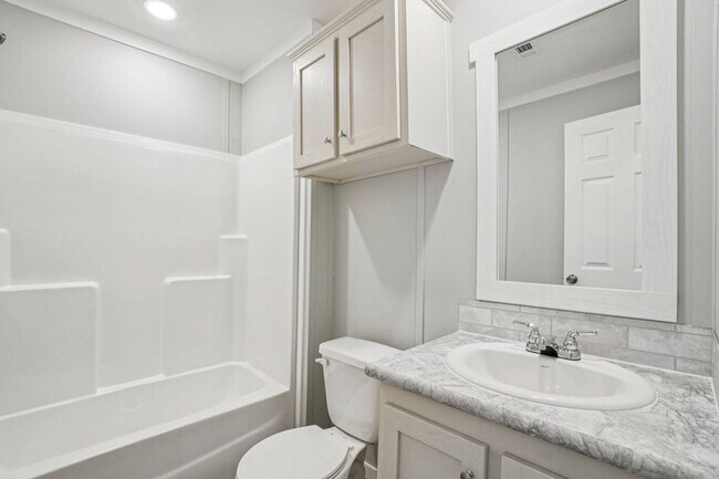 Building Photo - 1609 American Dr