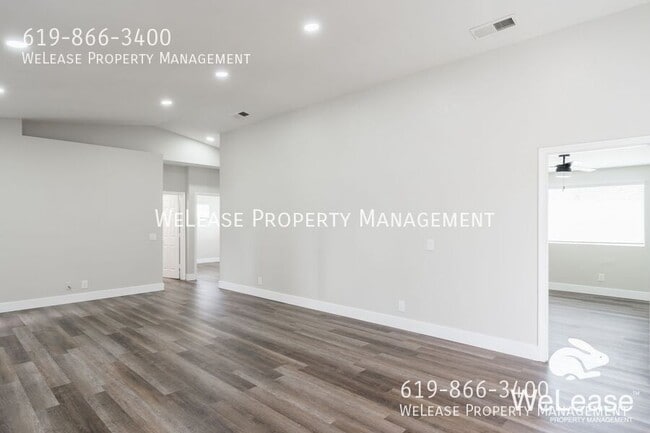 Building Photo - 1374 Peach Ave