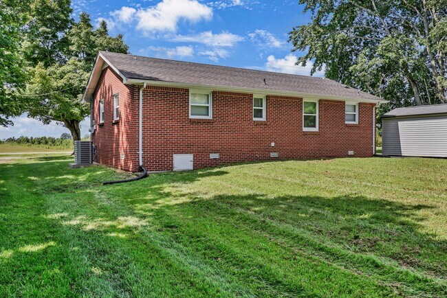 Building Photo - 2459 US-79