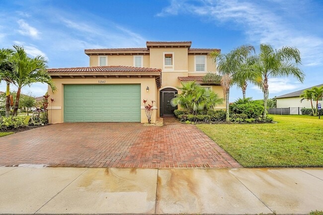 Building Photo - 11240 SW Wyndham Way