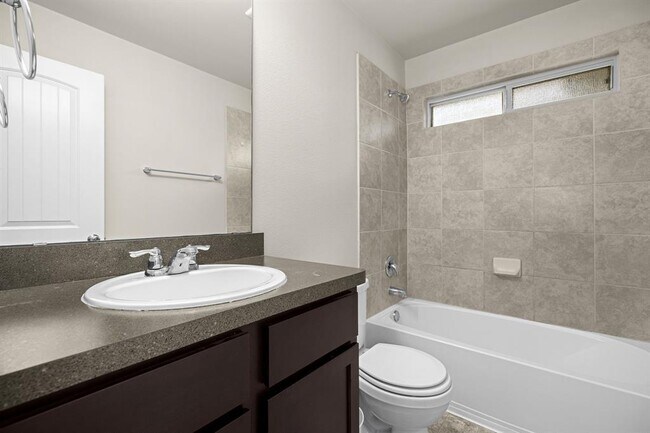 Building Photo - 4607 Graceful Ln