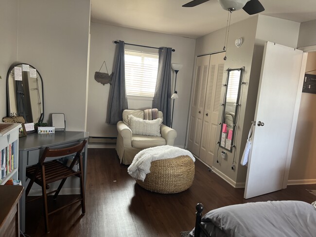 bedroom - 1832 Horace Ave