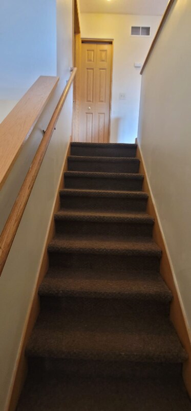 Building Photo - 665 Woodduck Dr